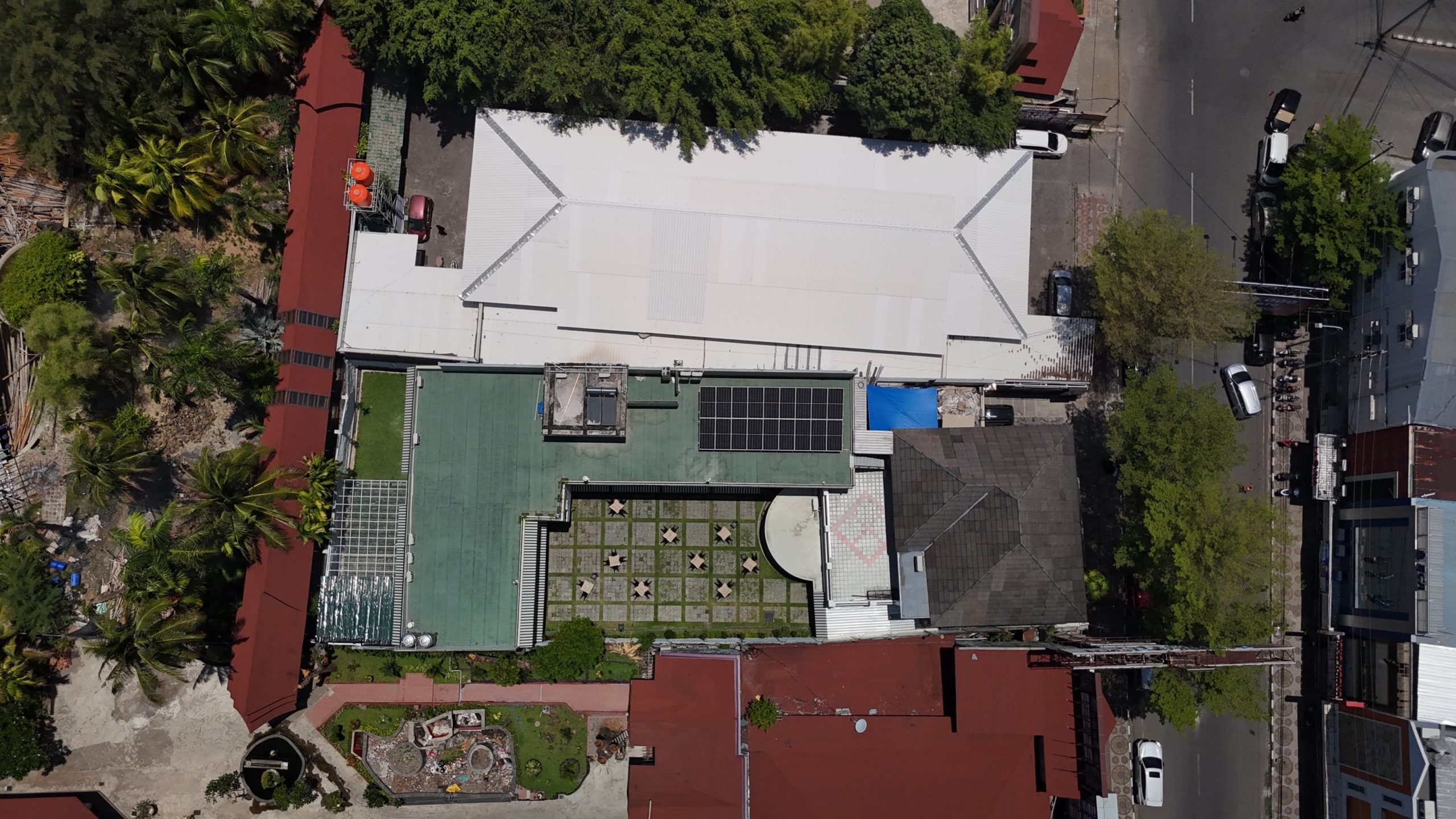 Rooftop Solar Power Plant at Wisma Bank Indonesia Makassar
