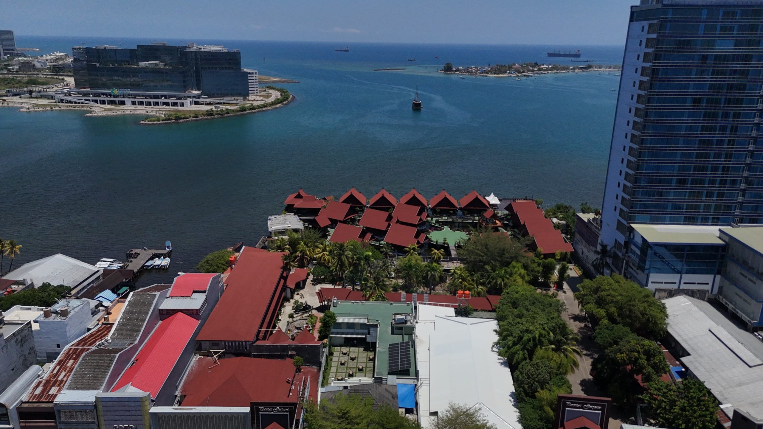 Rooftop Solar Power Plant at Wisma Bank Indonesia Makassar